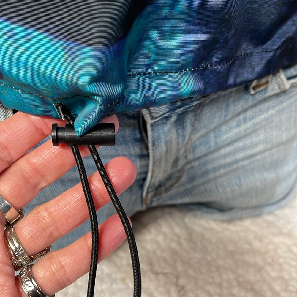 Netflix “Stranger Things” Pullover Jacket Size Sm… - image 5